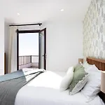 La Palmera, Infinite Views Villa *