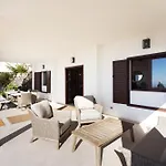 Villa La Palmera, Infinite Views